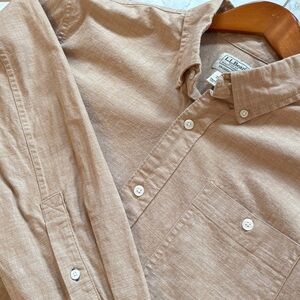 L.L. Bean Men’s Tan Button Down Shirt Traditional Fit Stretch Cotton Size L Reg